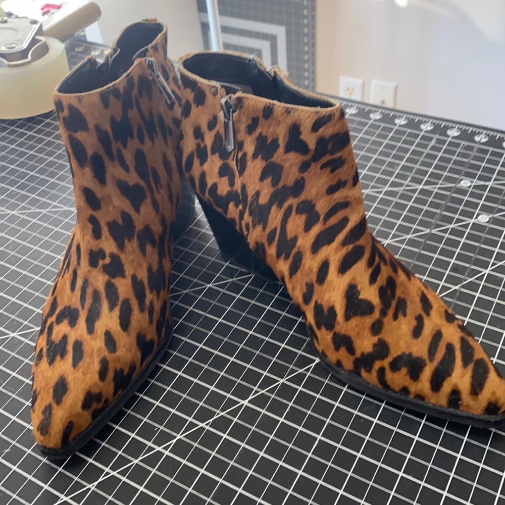 Animal print faux hair booties